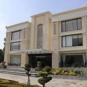 Pinaka Hotels & Resorts